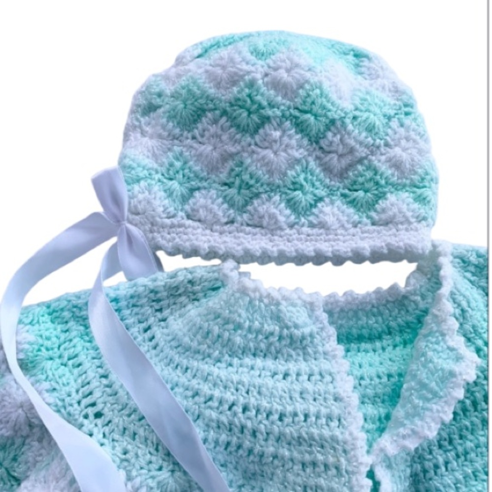 🧸VINTAGE BABY NEWBORN SET - Picture 2 of 5